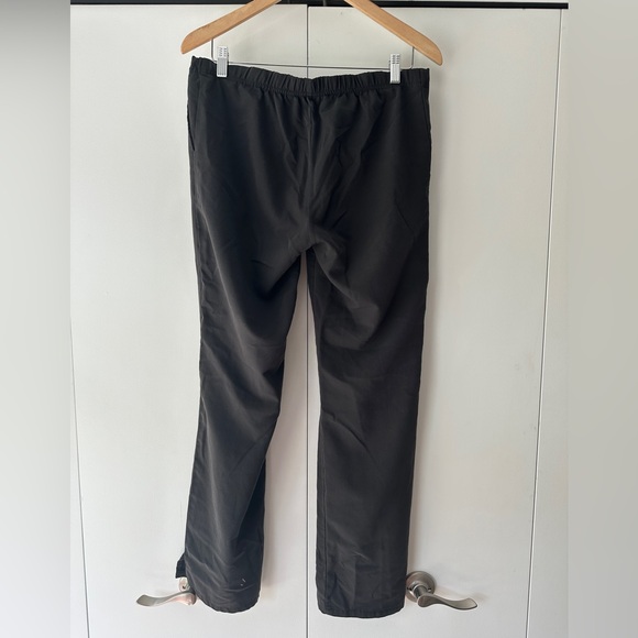 Jockey Women’s Black Scrub Set - Picture 15 of 16